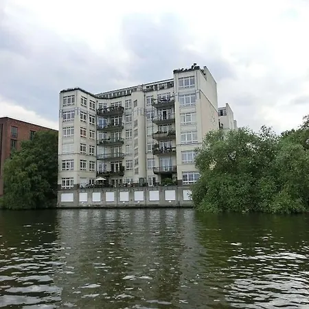 Quit And Designer Loft With Elevator Apartman Berlin