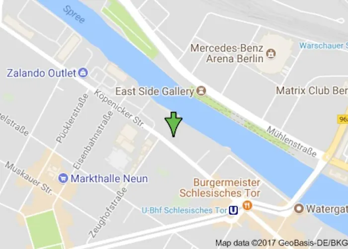 Quit And Designer Loft With Elevator Apartment *