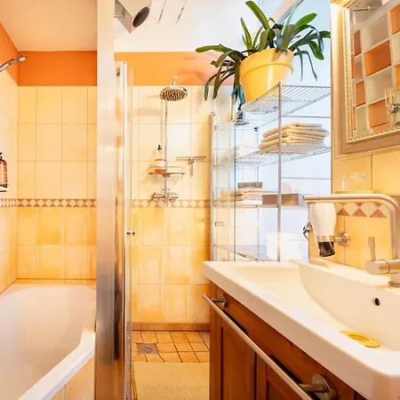 Quite And Designer Loft With Elevator * Berlin