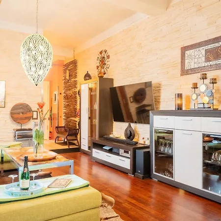 Apartment Quite And Designer Loft With Elevator