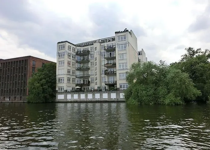 Quit And Designer Loft With Elevator Apartamento Berlim