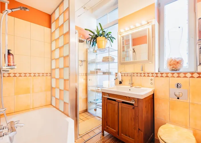 Quit And Designer Loft With Elevator Berlim